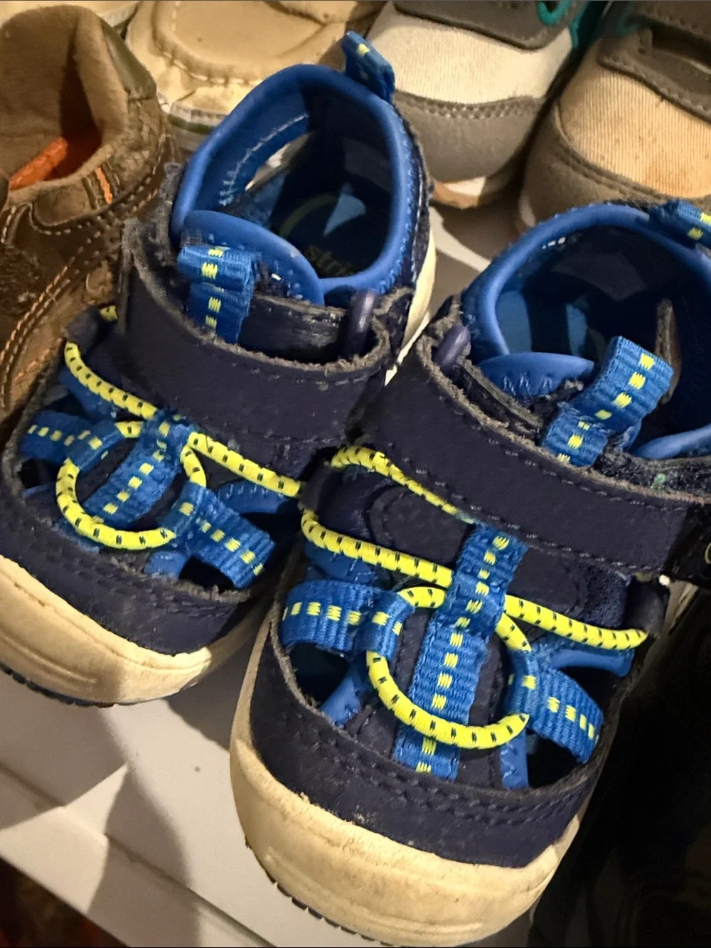 9 Pairs of Infant Boys Shoes Sz 4